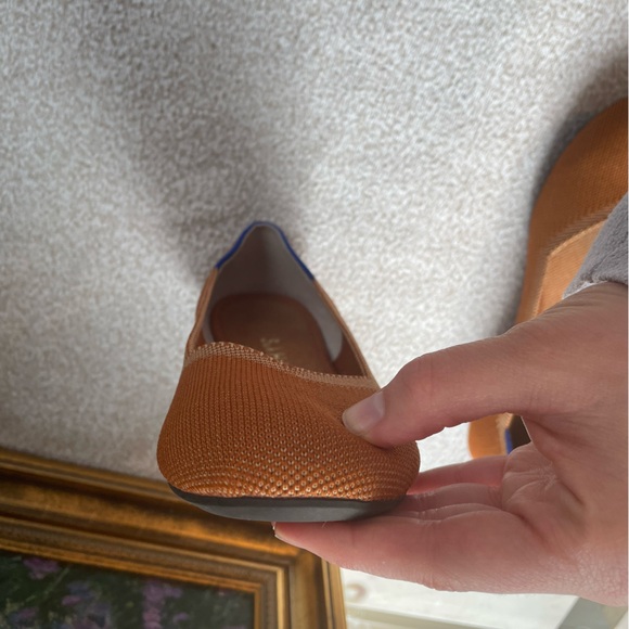 Excellent condition Rothy’s flats - Picture 4 of 10